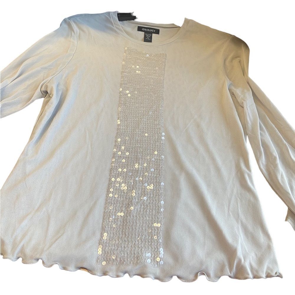 Ideology size XL sequin accents beautiful top Perfect condition see pics